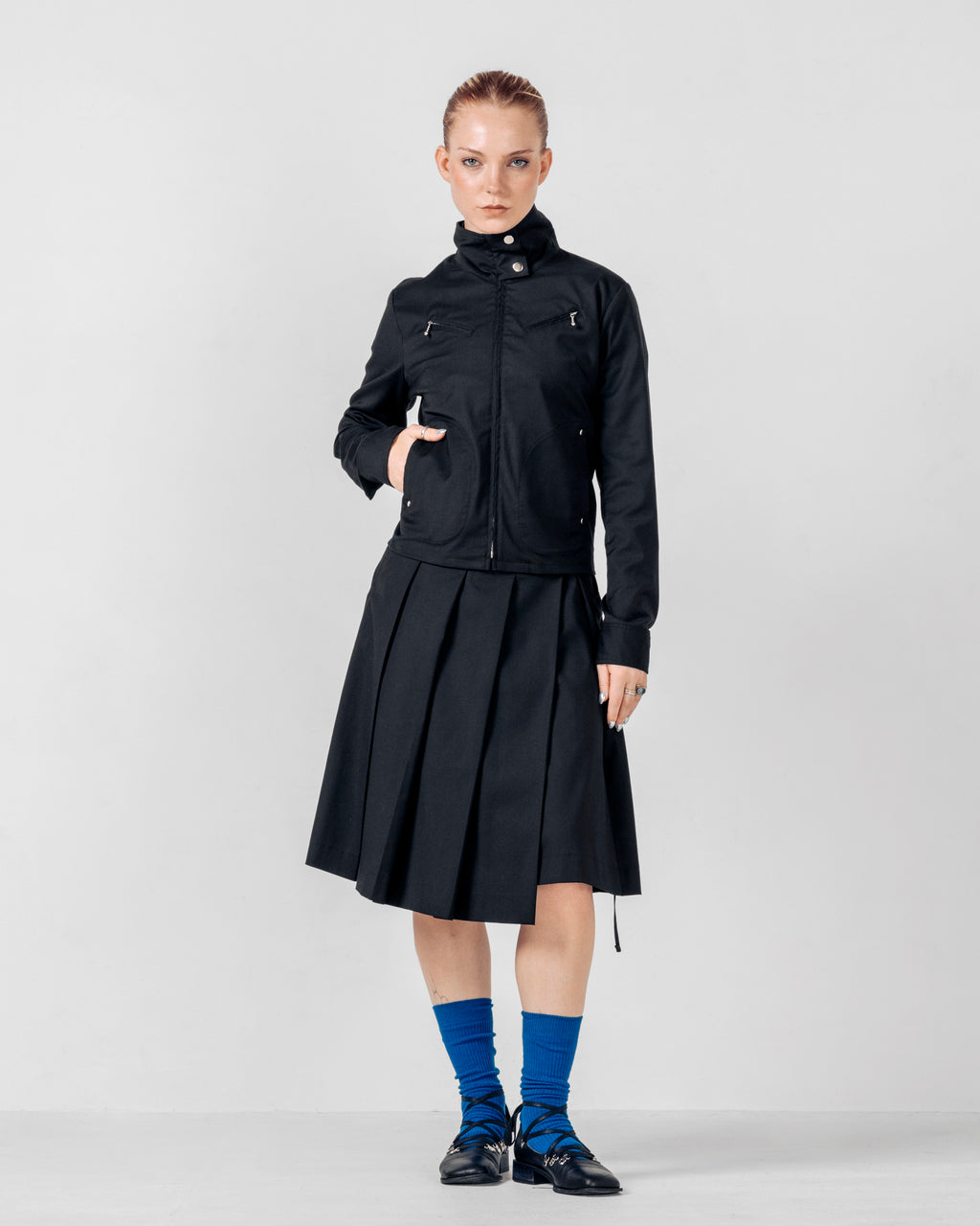 PLEATED SKIRT- Black