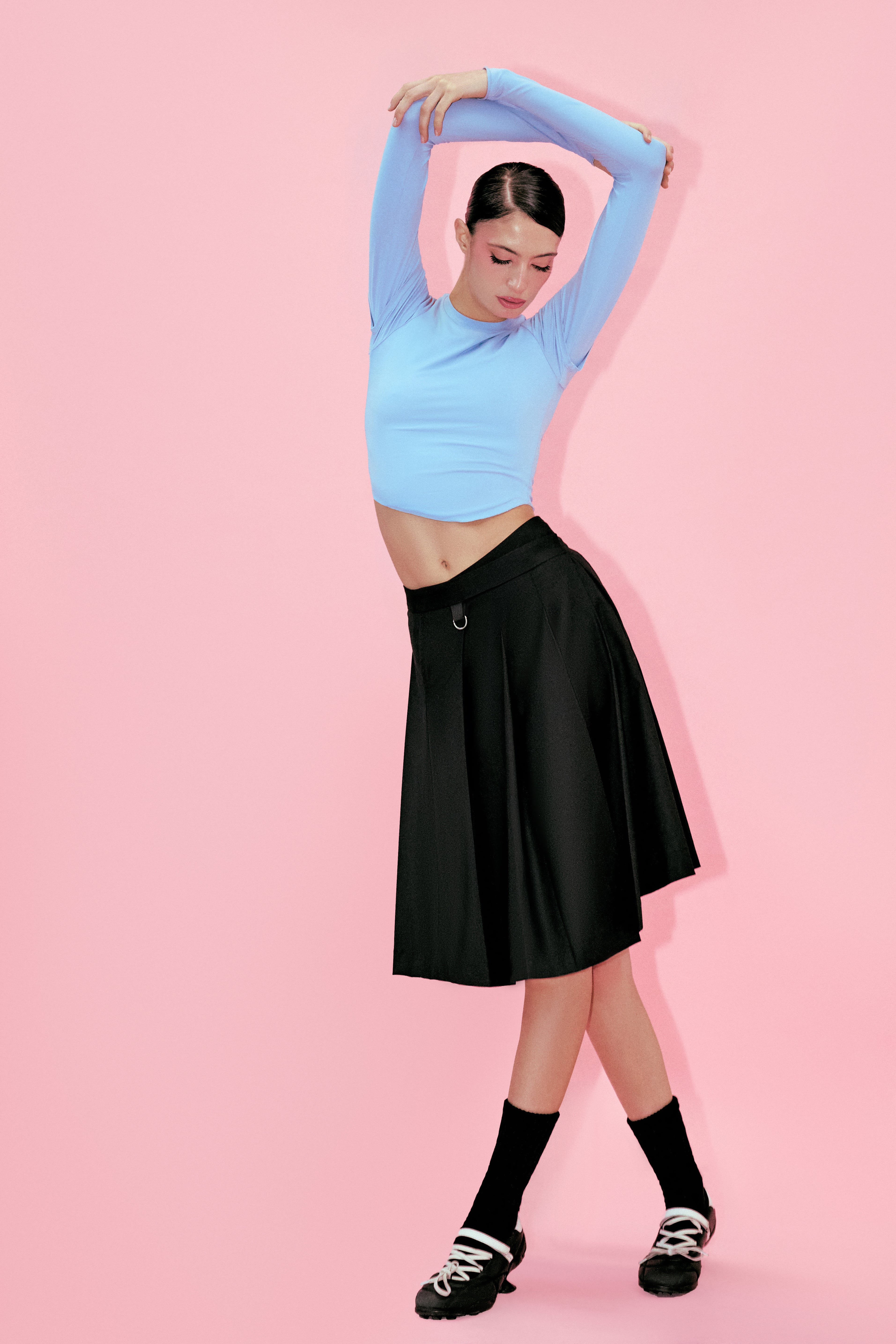 PLEATED SKIRT- Black