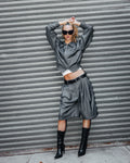 PINSTRIPE SUIT SHORT-GREY